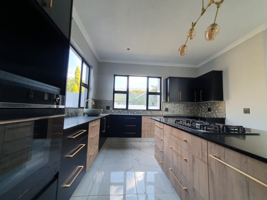 4 Bedroom Property for Sale in Wigwam North West